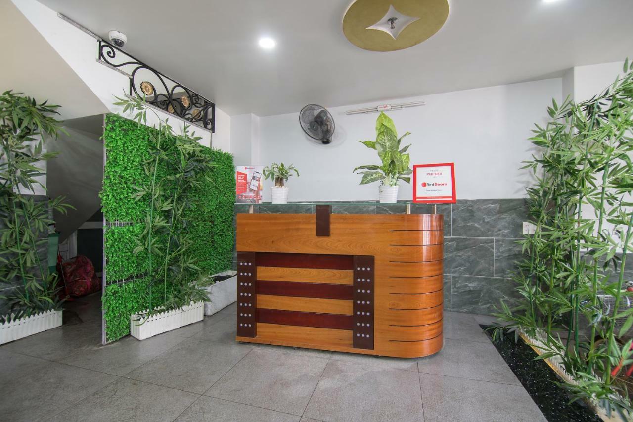Reddoorz Plus @ Huynh Tan Phat Ho Chi Minh City Exterior photo